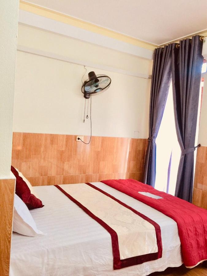New Nhat Minh Homestay ニンビン エクステリア 写真