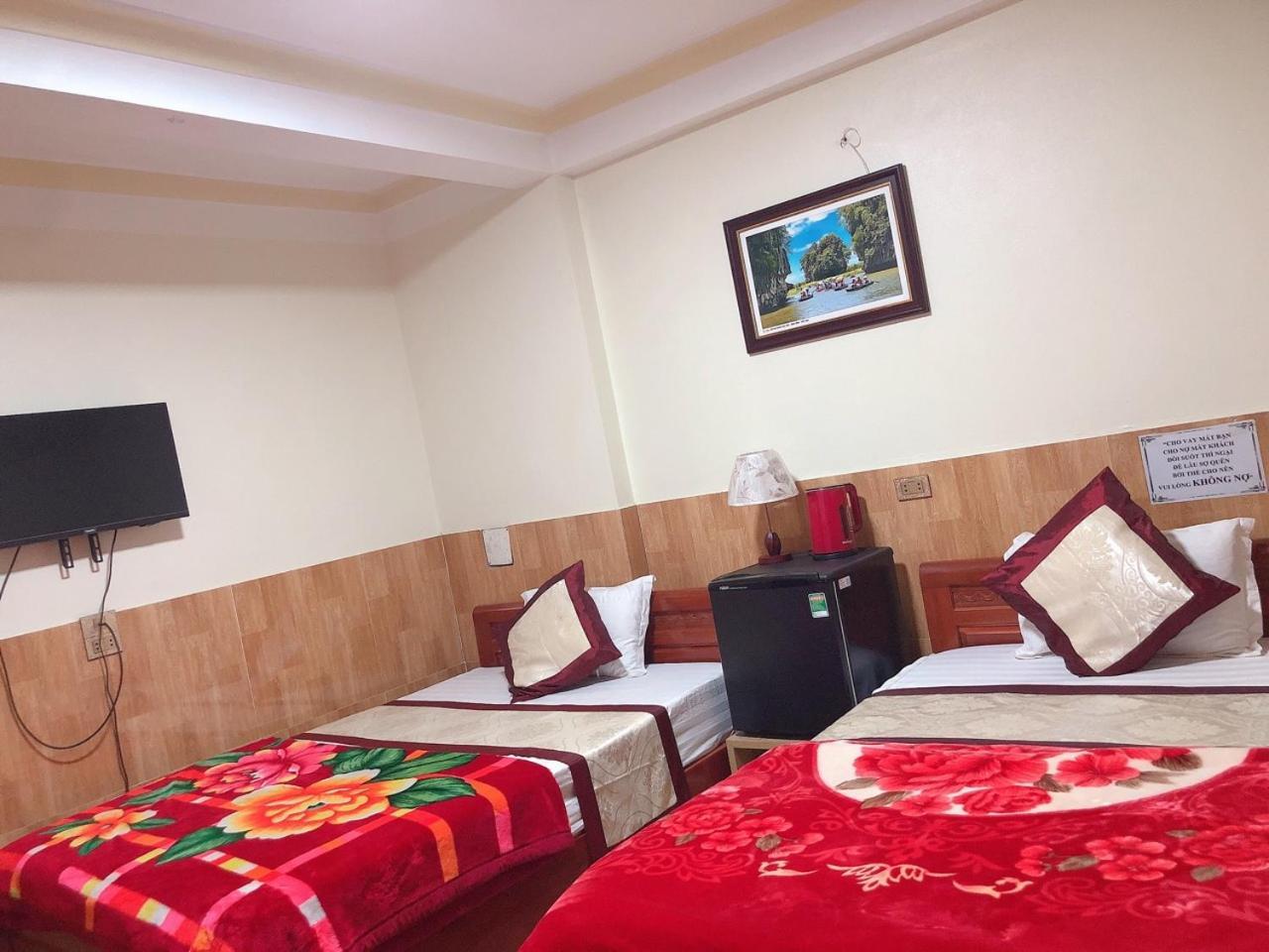 New Nhat Minh Homestay ニンビン エクステリア 写真