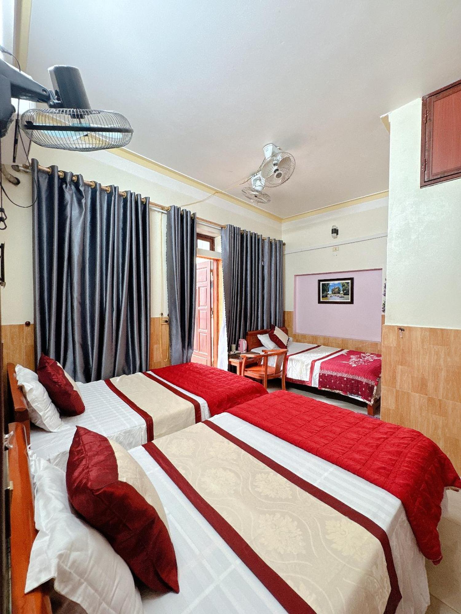 New Nhat Minh Homestay ニンビン エクステリア 写真