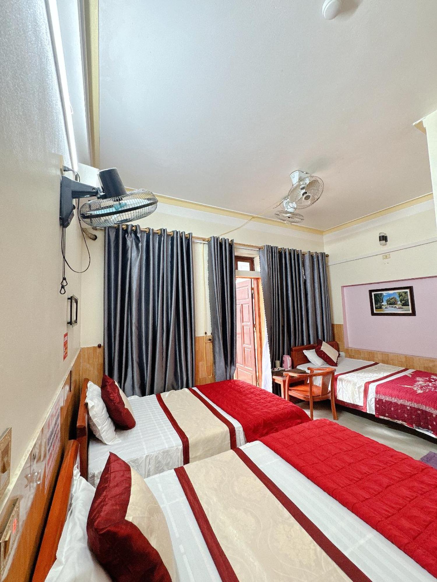 New Nhat Minh Homestay ニンビン エクステリア 写真